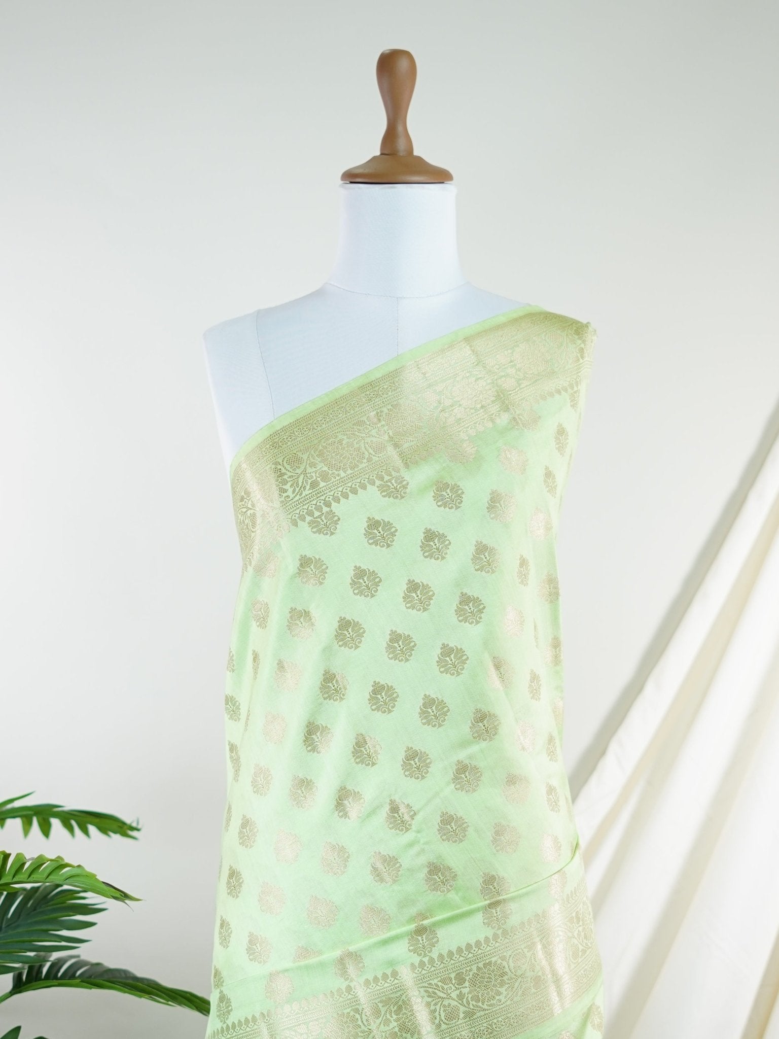 Vrindavani Sarang – Green – Katan Silk - Manoranjitham