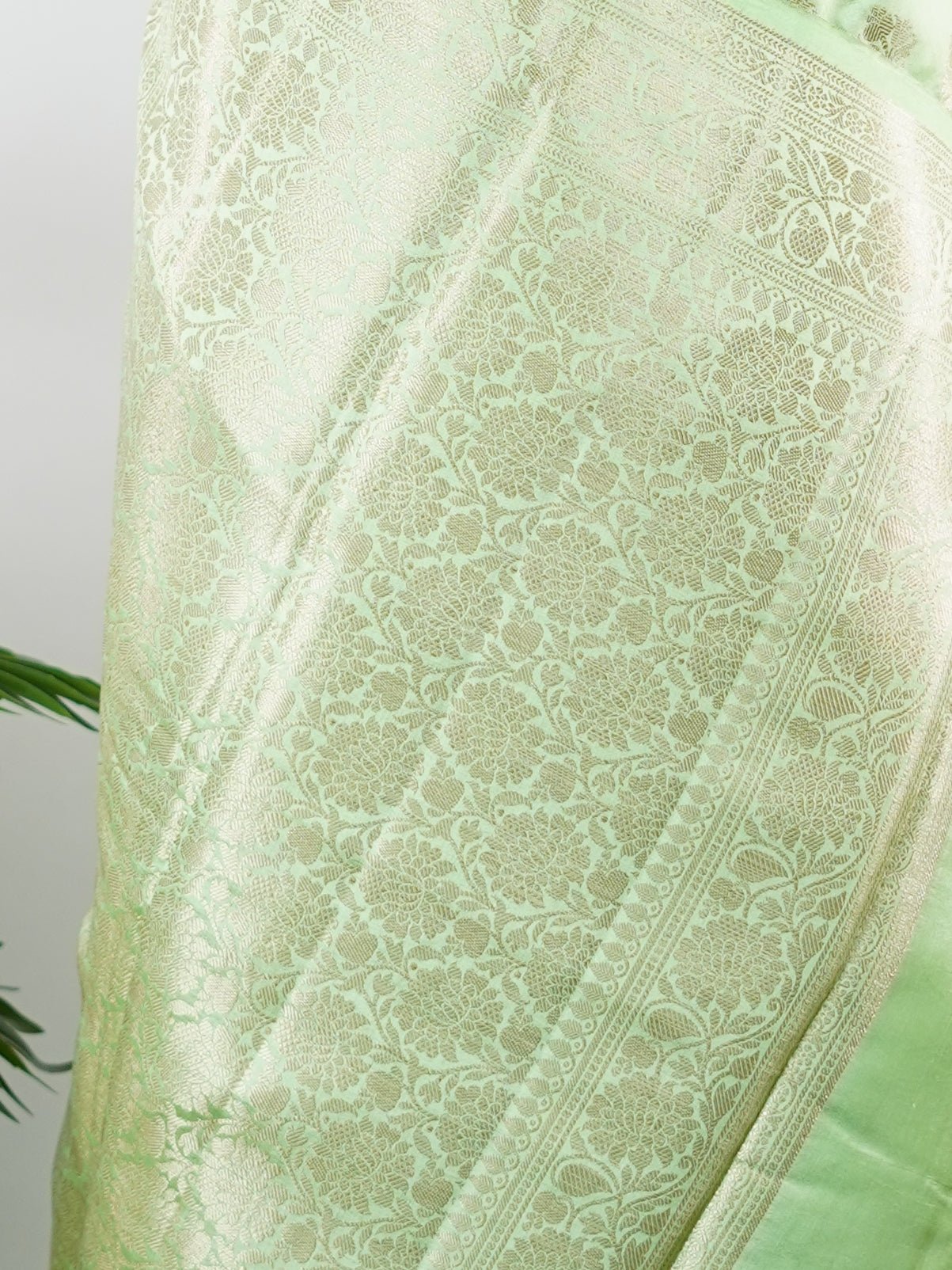 Vrindavani Sarang – Green – Katan Silk - Manoranjitham