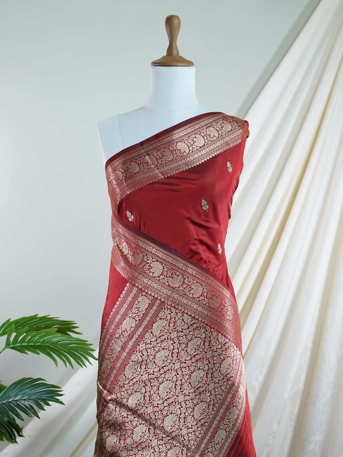 Yamini - Manoranjitham