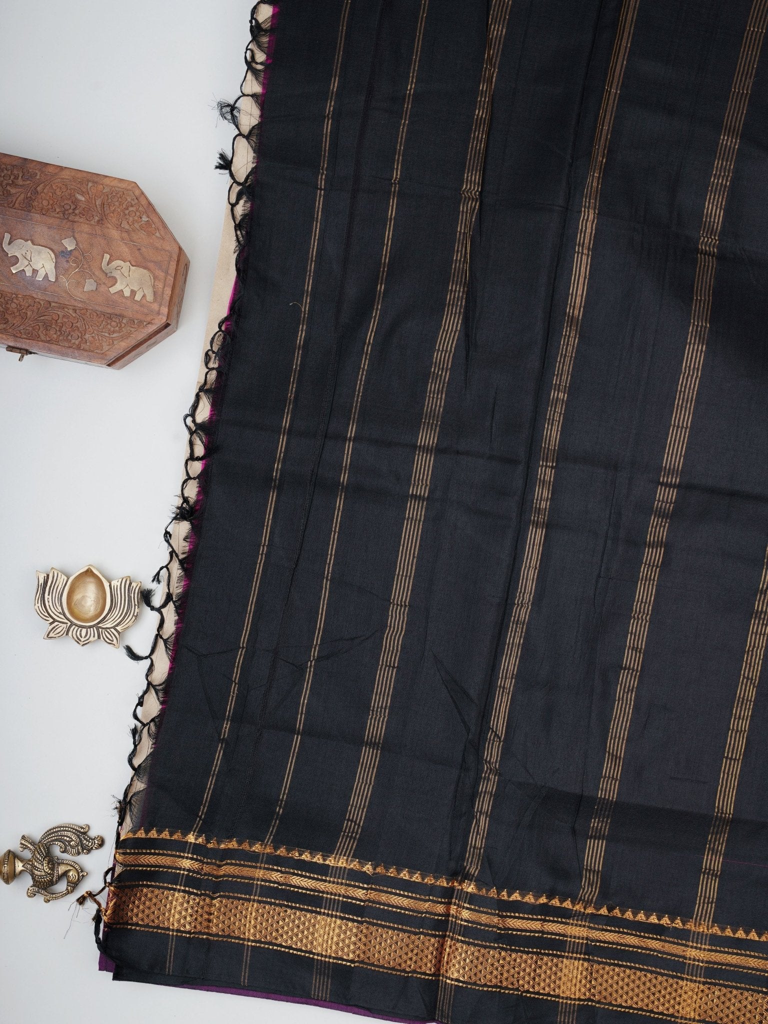 Narayanpet  100% Handspun Cotton - Manoranjitham Weaves - Handloom Store
