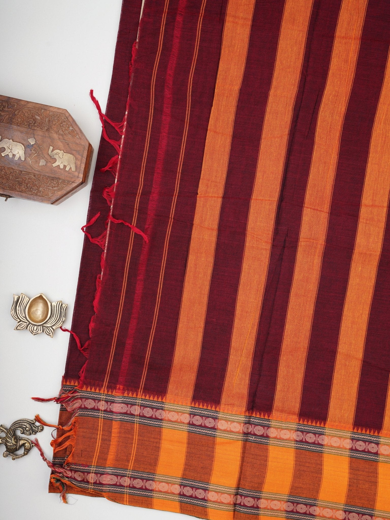 Narayanpet  100% Handspun Cotton - Manoranjitham Weaves - Handloom Store